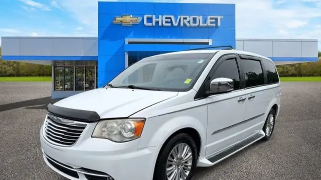Preowned 2014 Chrysler Town and Country Limited for Sale