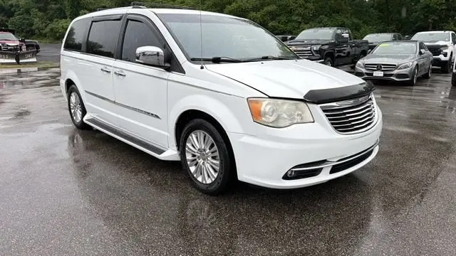 2014 Chrysler Town and Country Limited