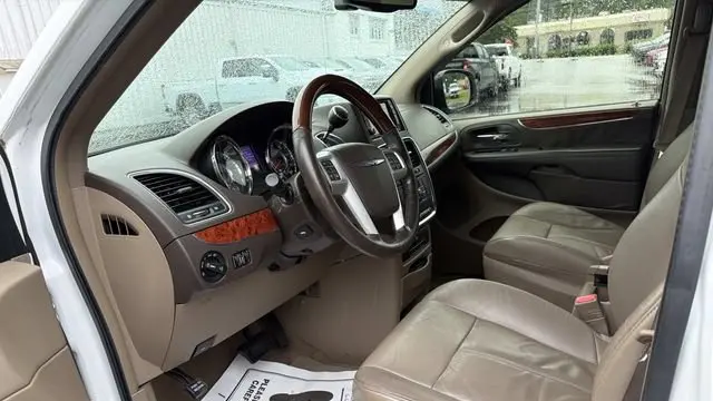 2014 Chrysler Town and Country Limited
