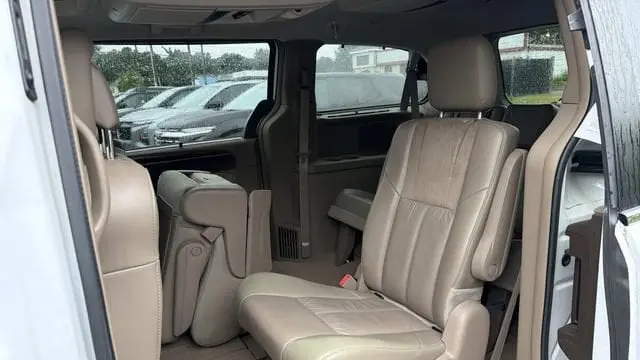 2014 Chrysler Town and Country Limited