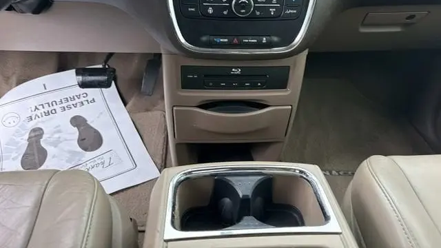 2014 Chrysler Town and Country Limited