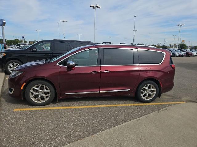2017 Chrysler Pacifica - $7,999