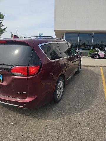 2017 Chrysler Pacifica - $7,999
