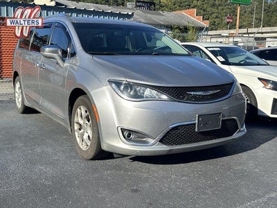 2020 Chrysler Pacifica Limited 4DR Mini-Van