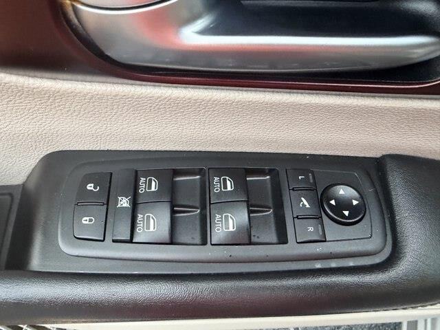 2020 Chrysler Pacifica - $17,599