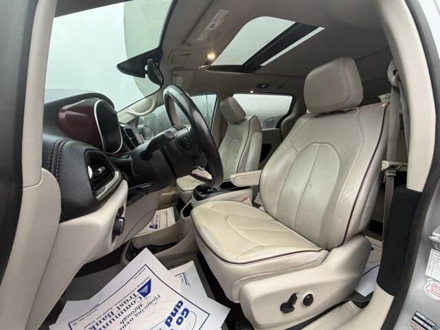 2020 Chrysler Pacifica - $17,599