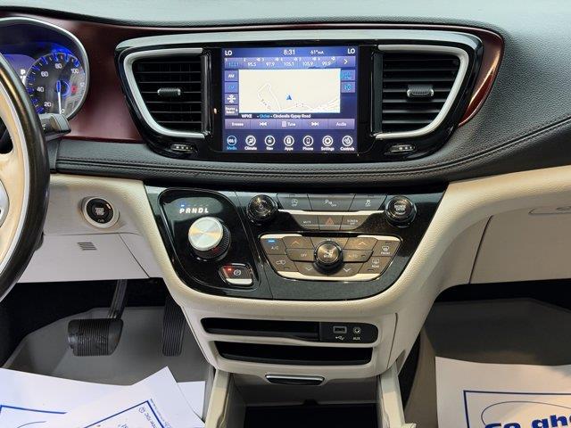 2020 Chrysler Pacifica - $17,599