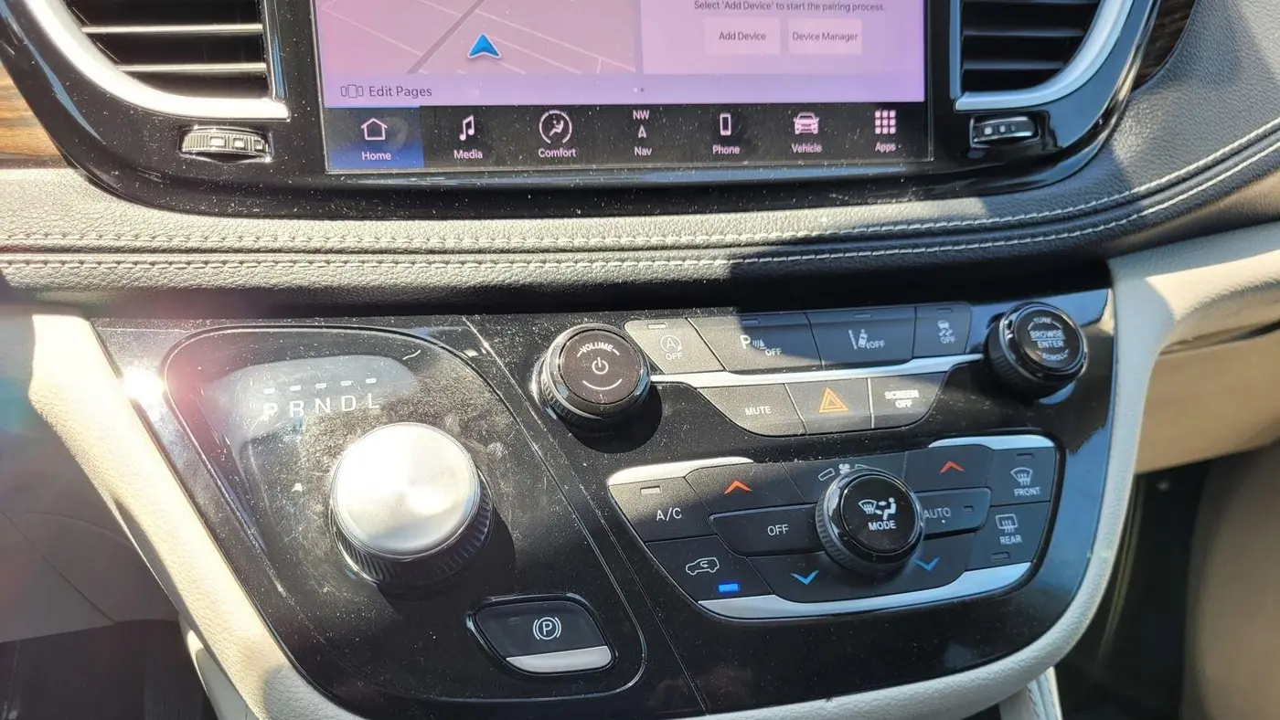 2023 Chrysler Pacifica Limited