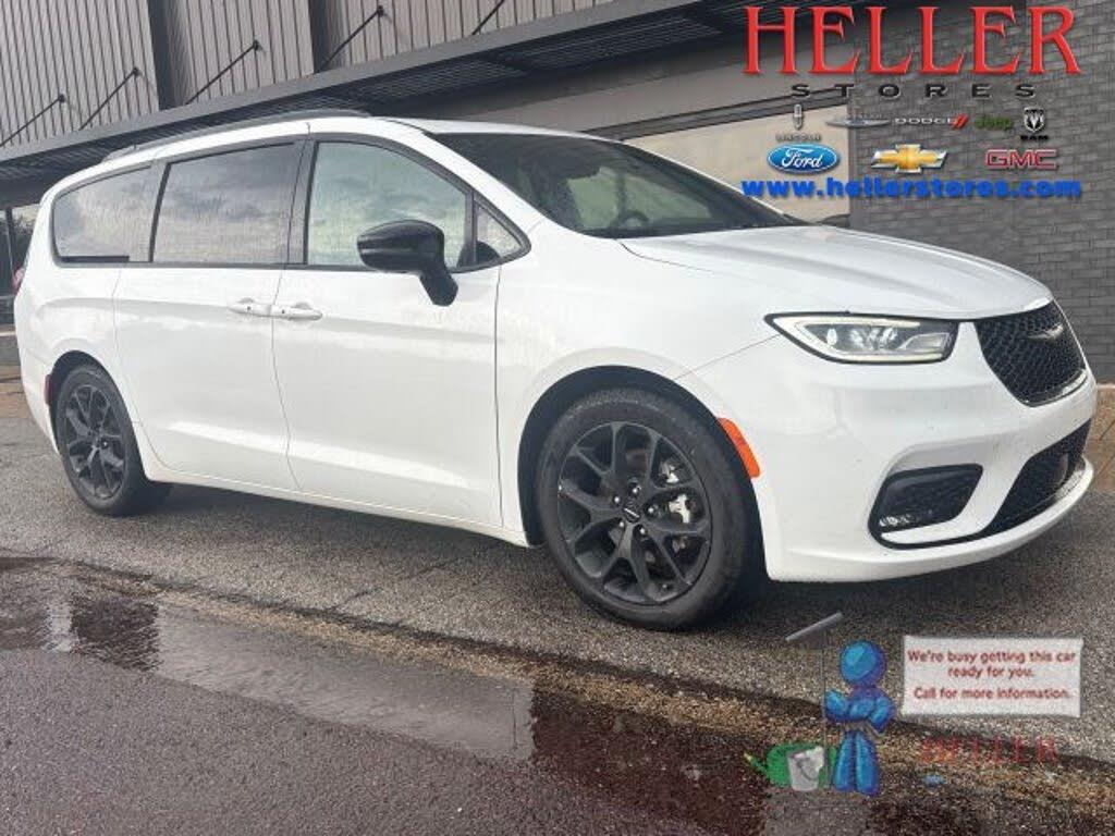2025 Chrysler Pacifica