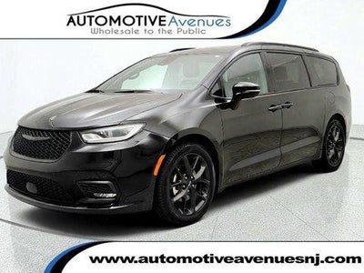 2025 Chrysler Pacifica Limited 4DR Mini-Van