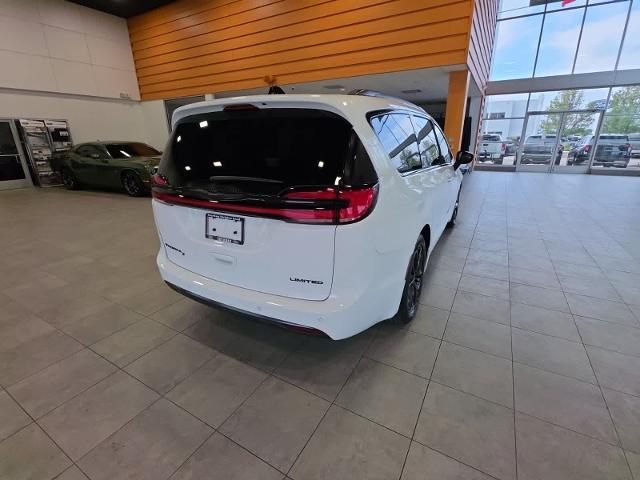 2025 Chrysler Pacifica - $31,774
