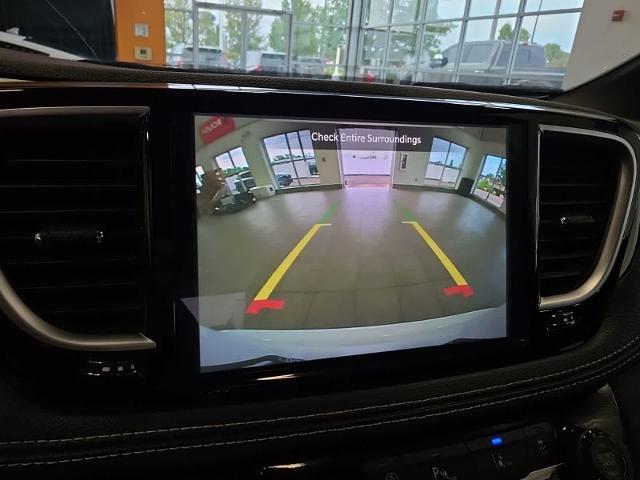 2025 Chrysler Pacifica - $31,774