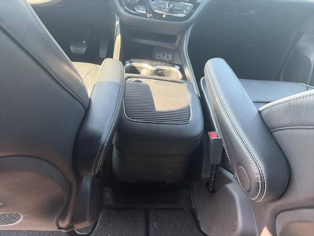 2025 Chrysler Pacifica - $34,995