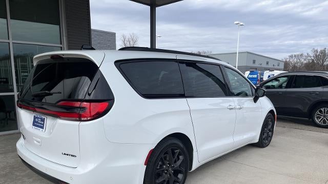 2025 Chrysler Pacifica Limited