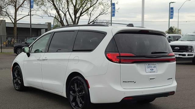 2025 Chrysler Pacifica Limited