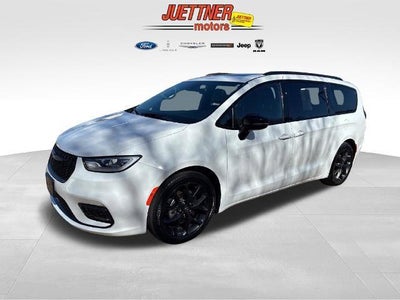 2025 Chrysler Pacifica Limited 4DR Mini-Van