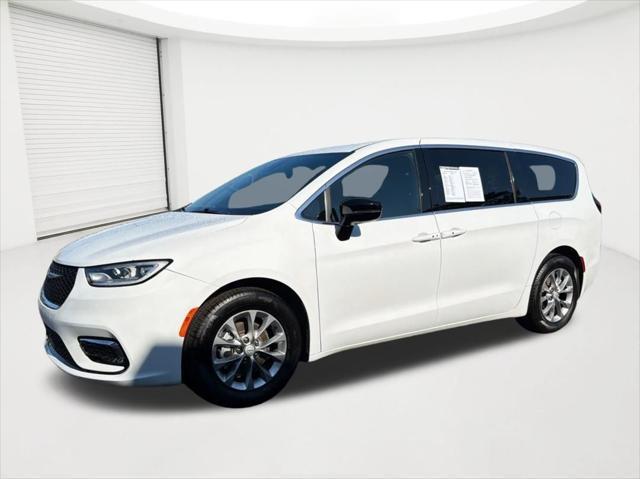 2026 Chrysler Pacifica - $35,980