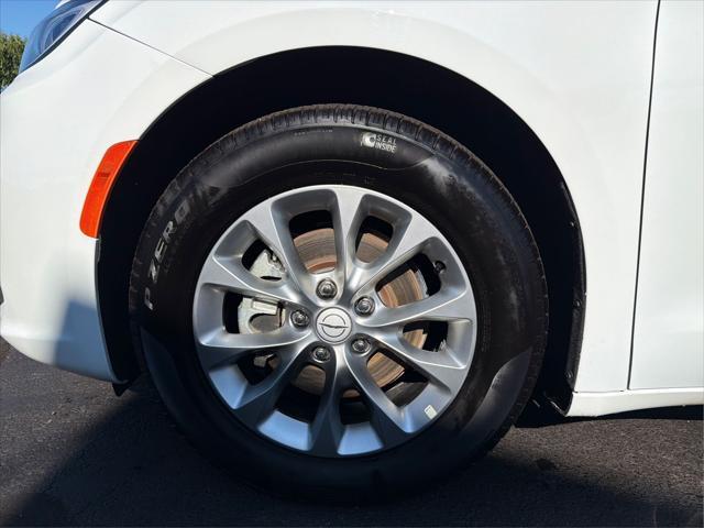 2026 Chrysler Pacifica - $35,980