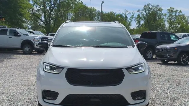 2026 Chrysler Pacifica Limited