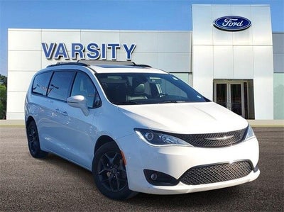 Photo of a 2018 Chrysler Pacifica Limited 4DR Mini-Van for sale