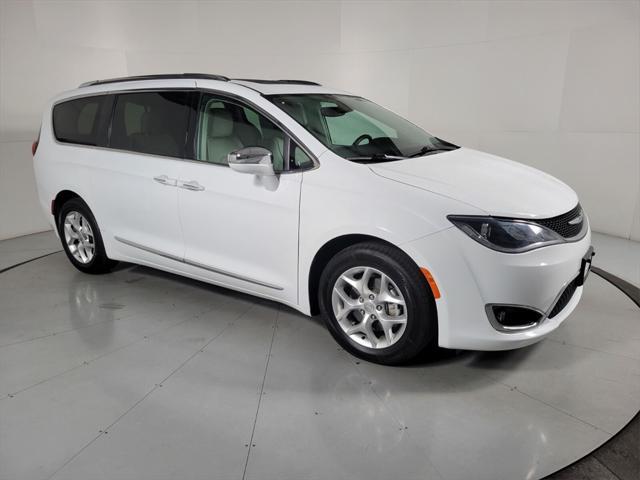 2020 Chrysler Pacifica - $17,470