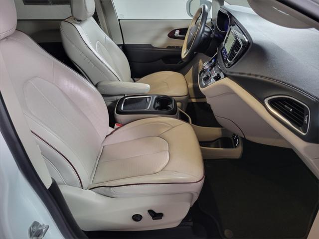 2020 Chrysler Pacifica - $17,470