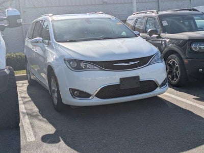 Photo of a 2020 Chrysler Pacifica Limited 4DR Mini-Van for sale