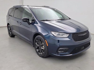 2023 Chrysler Pacifica Limited 4DR Mini-Van