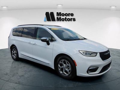 2023 Chrysler Pacifica Limited 4DR Mini-Van