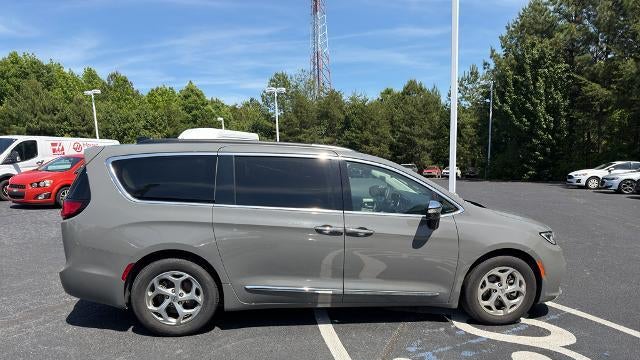 2023 Chrysler Pacifica Limited
