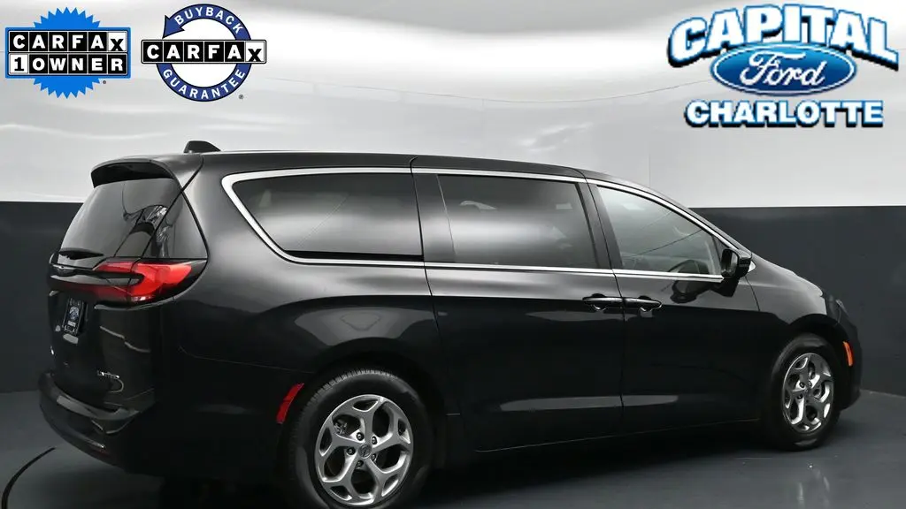 2024 Chrysler Pacifica Limited