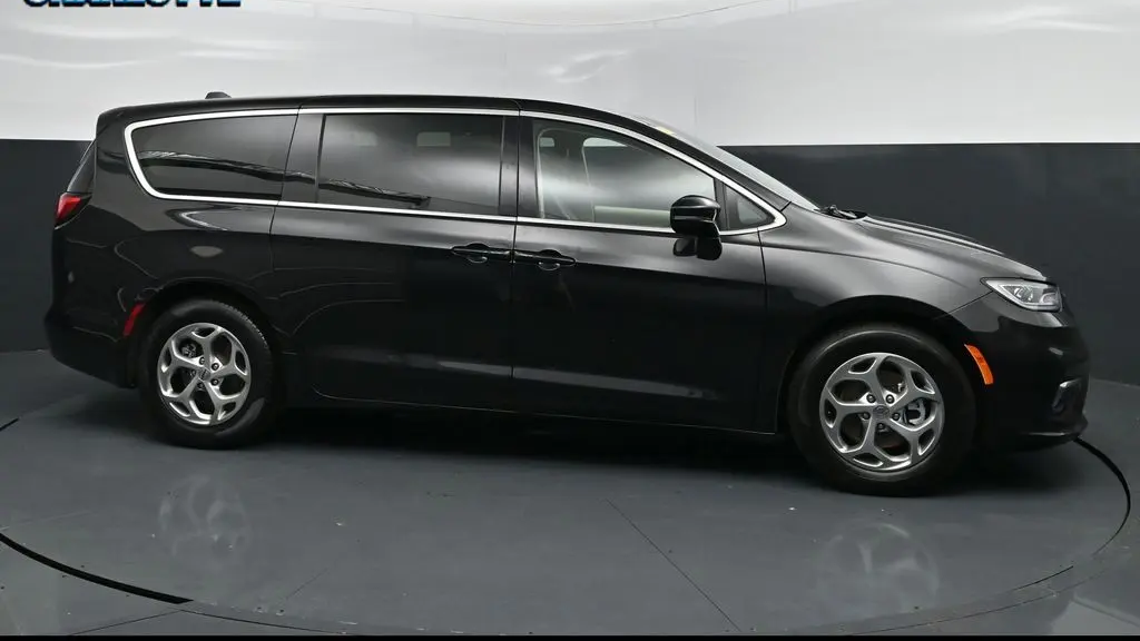 2024 Chrysler Pacifica Limited