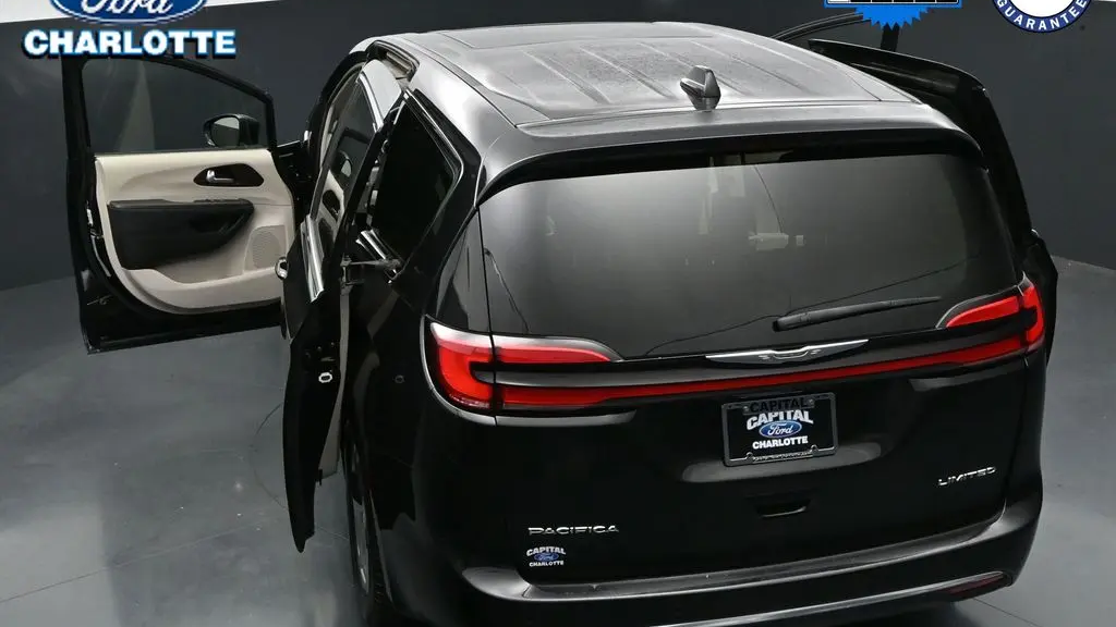 2024 Chrysler Pacifica Limited