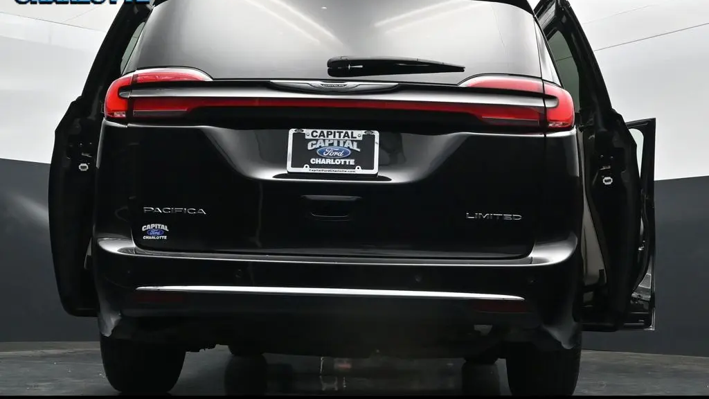 2024 Chrysler Pacifica Limited
