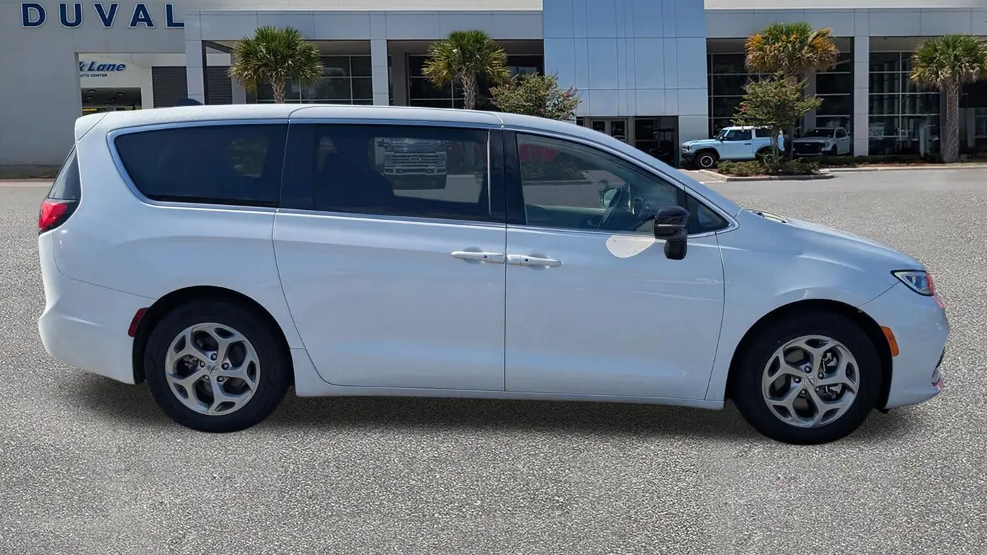 2024 Chrysler Pacifica Limited