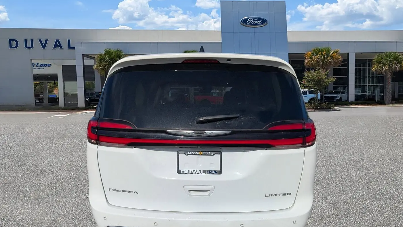2024 Chrysler Pacifica Limited