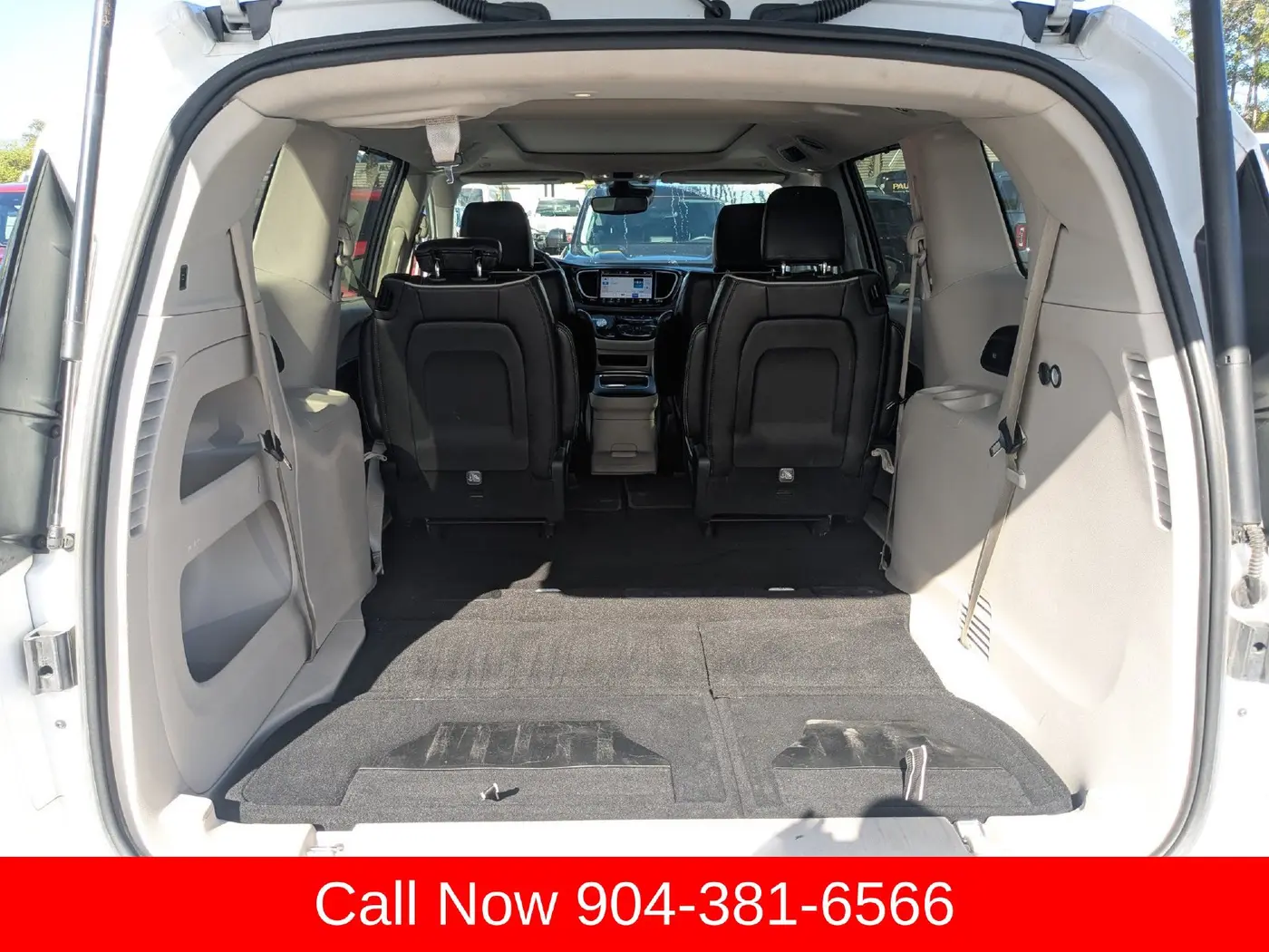 2024 Chrysler Pacifica - $19,500