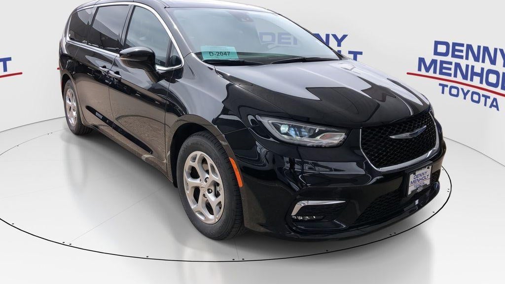 Preowned 2024 Chrysler Pacifica Limited for Sale