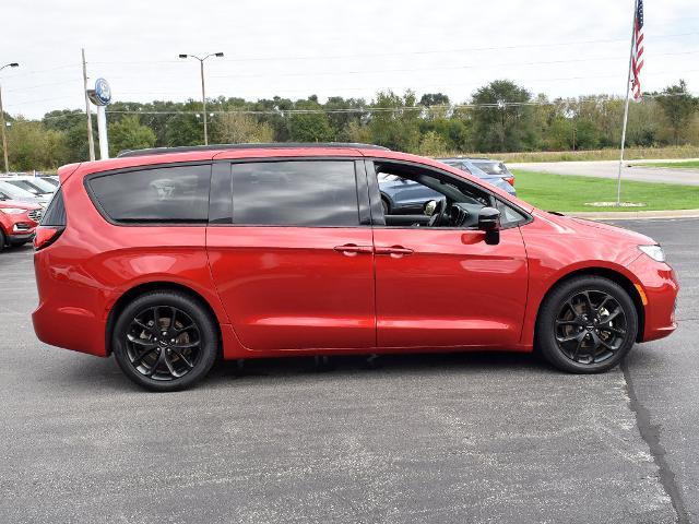 2025 Chrysler Pacifica - $34,175