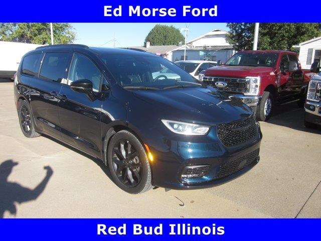 2025 Chrysler Pacifica - $28,899