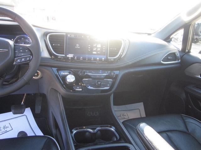 2025 Chrysler Pacifica - $28,899