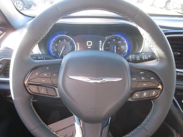 2025 Chrysler Pacifica - $28,899