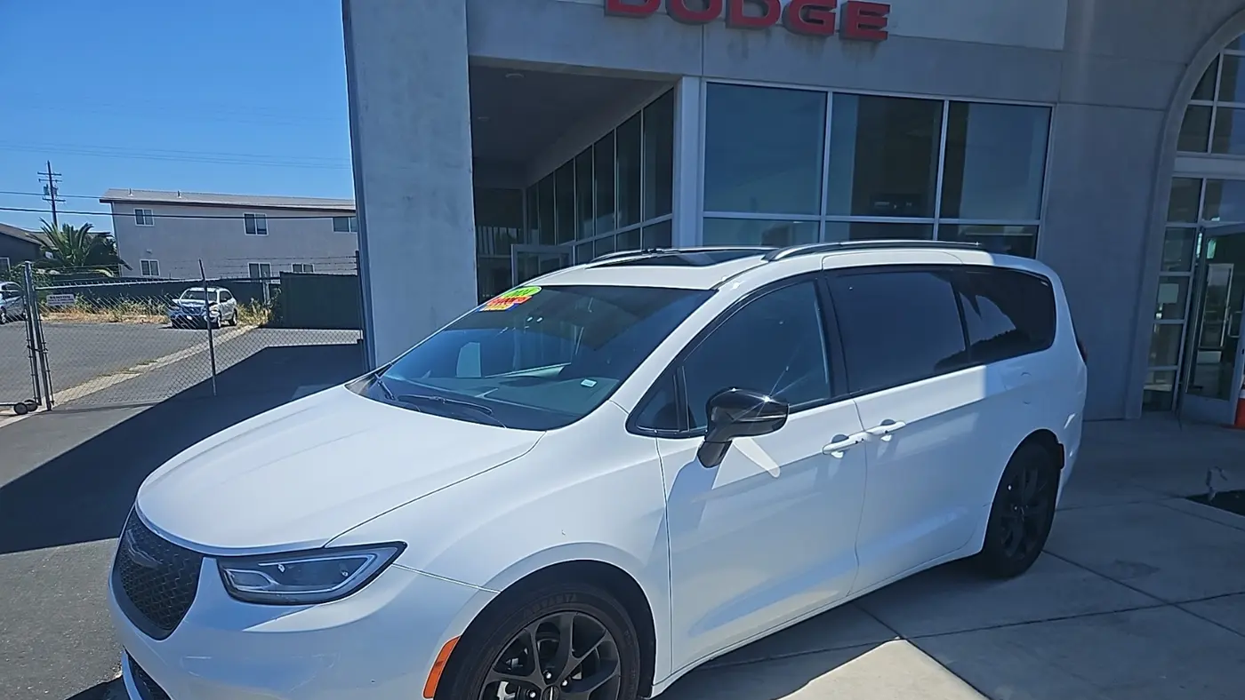 2025 Chrysler Pacifica Limited