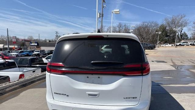 2025 Chrysler Pacifica Limited