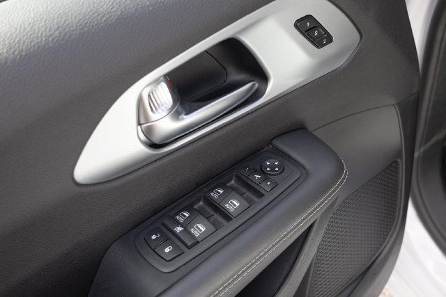 2026 Chrysler Pacifica - $35,773