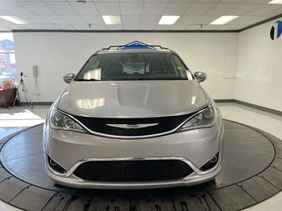 2017 Chrysler Pacifica Limited 4DR Mini-Van