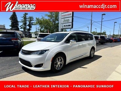Photo of a 2018 Chrysler Pacifica Limited 4DR Mini-Van for sale