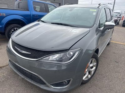 Photo of a 2020 Chrysler Pacifica Limited 4DR Mini-Van for sale