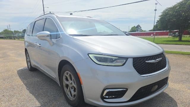 Preowned 2022 Chrysler Pacifica Limited for Sale