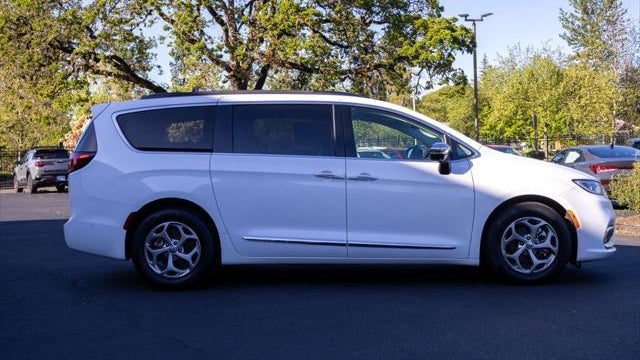 2023 Chrysler Pacifica Limited